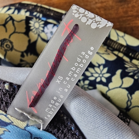 Free People Movement Lose Control Wrap Leggings Floral Size XS - Picture 14 of 16